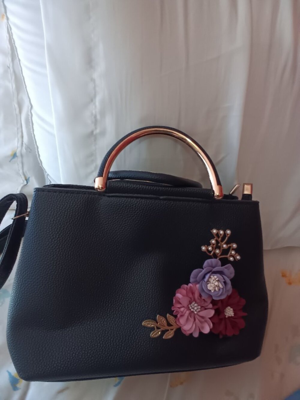 Vintage Black Handbag with Appliqued Flowers.